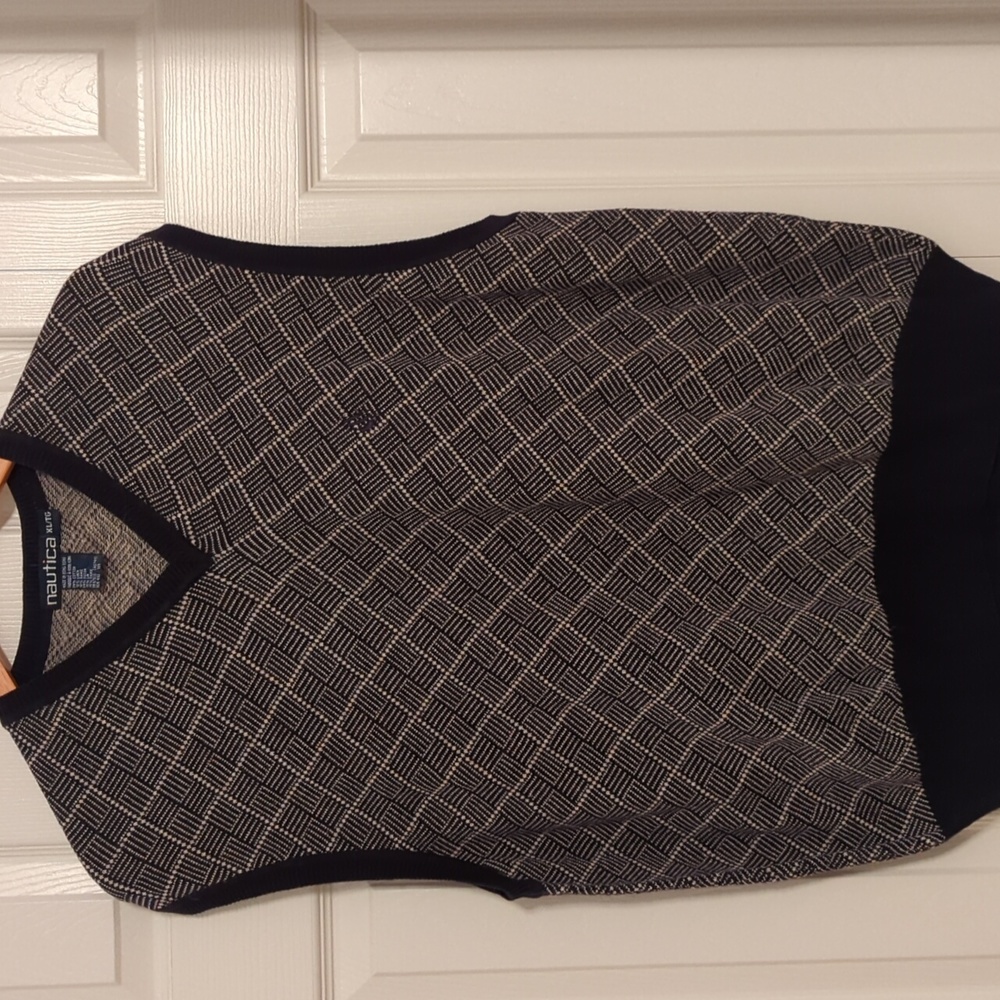 Men's Nautica Golf Vest